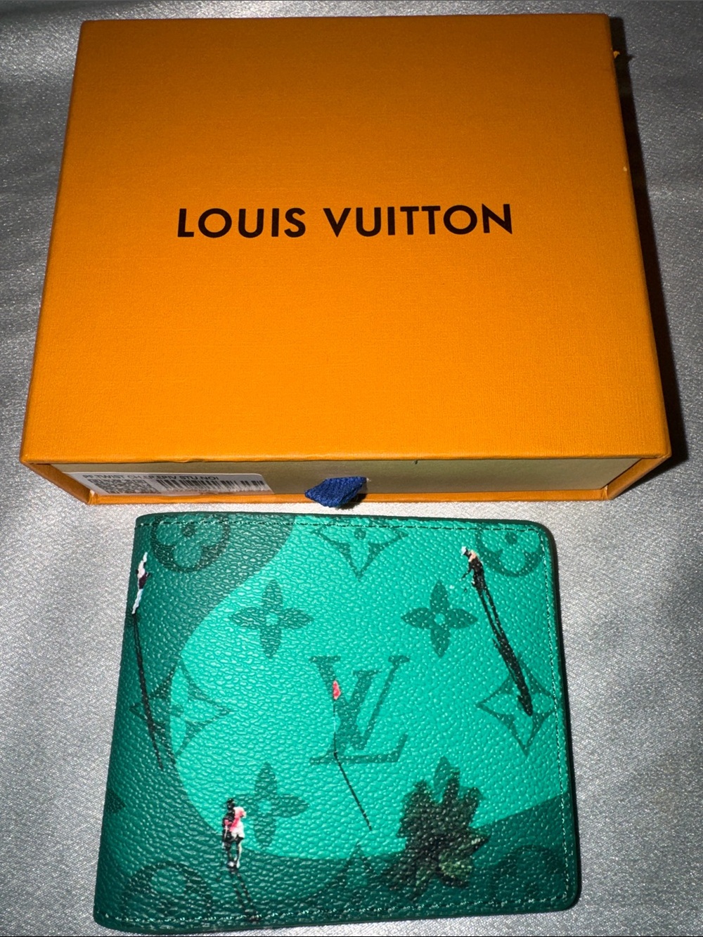 🔥Louis Vuitton Golf Pocket Organizer in Green featuring a vibrant green canvas!🔥